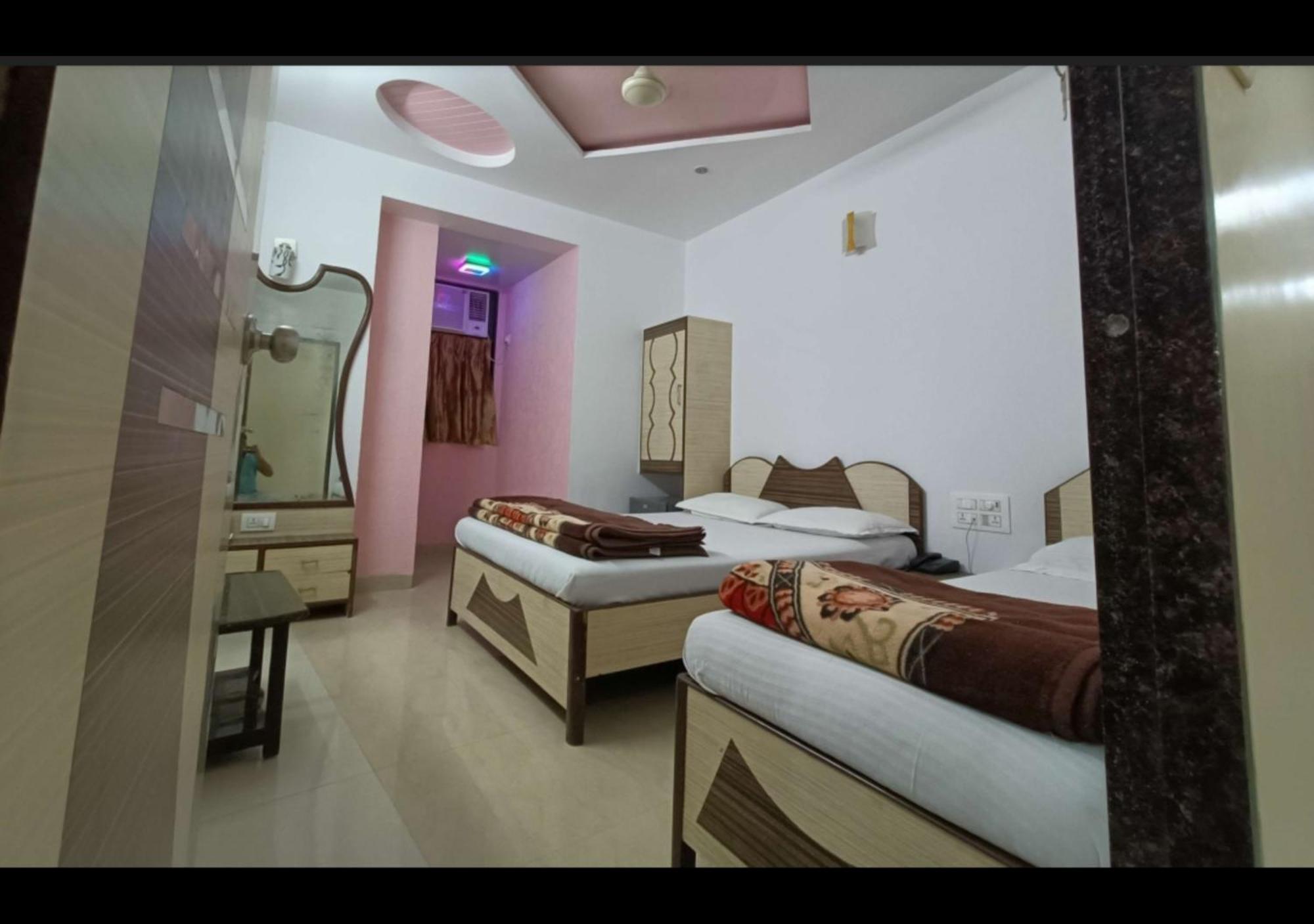 Hotel Broadway Colaba Bombay Exterior foto