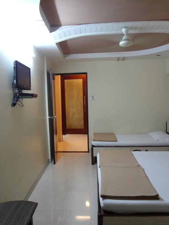 Hotel Broadway Colaba Bombay Exterior foto